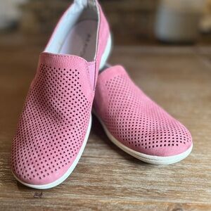 NWOT Aravon Pink Slip-ons with Perforated Design